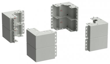 Фотография товара 'ITK LS-BC35-B0-02 LINEA S Уголок цоколя h=200мм'